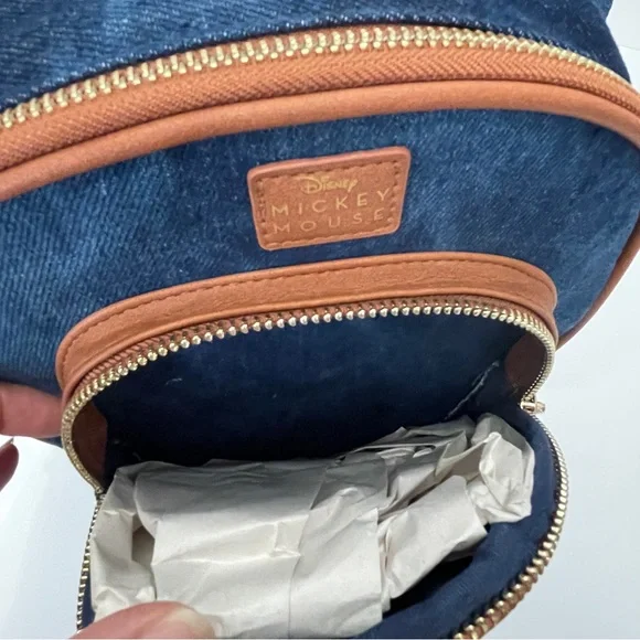 *** SOLD *** 🚨HOST PICK!🚨 NWT Disney Mickey Mouse Denim Mini Backpack - Picture 4 of 5